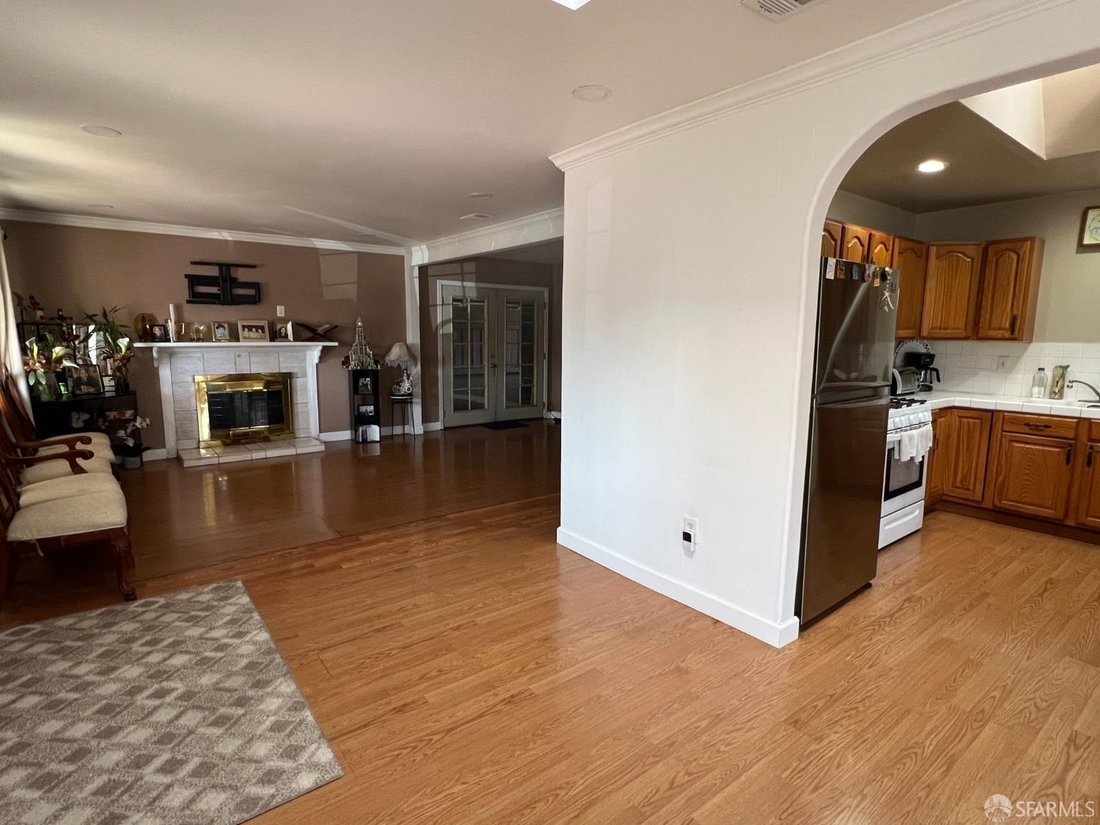 House in South San Francisco, California, United States 4 - 17598780