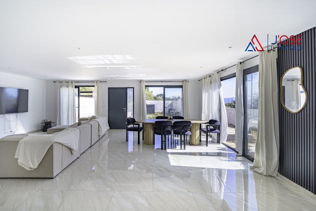 Villa in Saint Antoine, 15e Arrondissement, Marseille 4 - 17614907