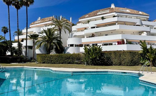 Penthouse in Marbella, Andalusia, Spain 1