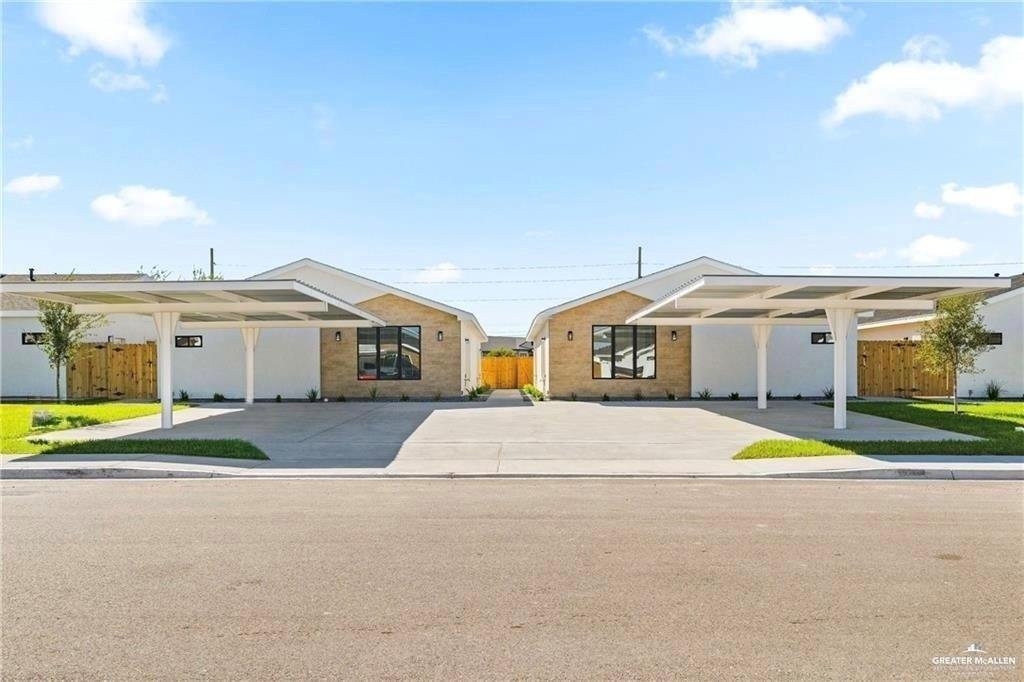 Edinburg, Texas, United States 1 - 17605025