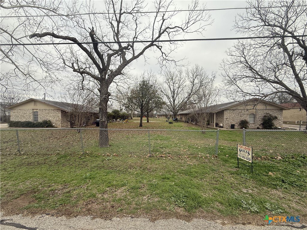 Apartment in Martindale, Texas, United States 1 - 17613089