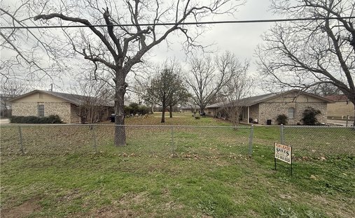Apartment in Martindale, Texas, United States 1