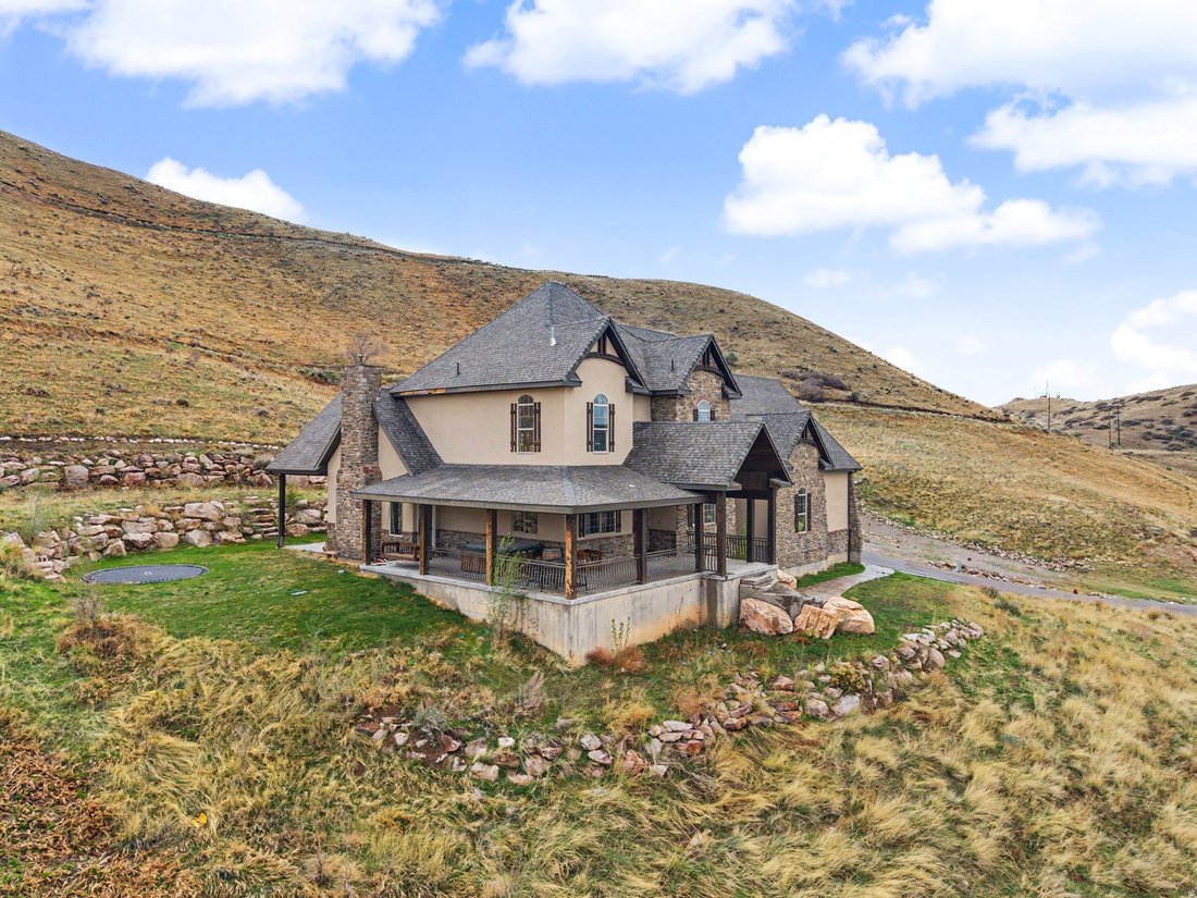 House in Erda, Utah, United States 4 - 17602158