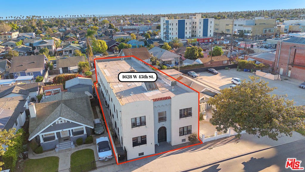 Los Angeles, California, United States 2 - 17606683