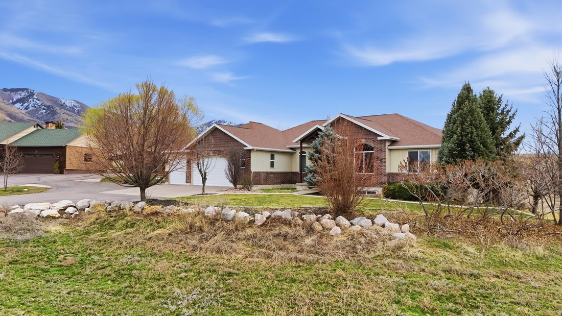 House in Hyrum, Utah, United States 4 - 17601859