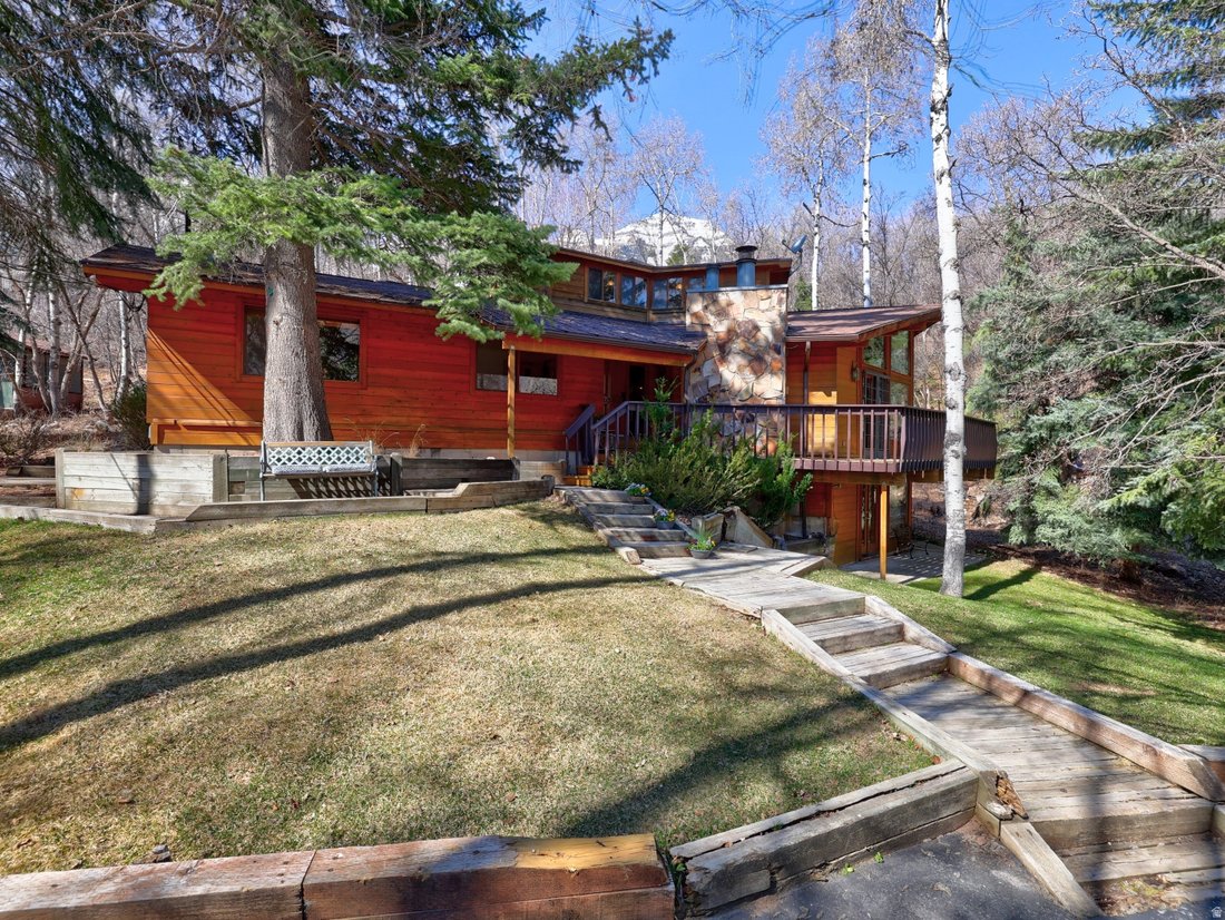 House in Provo, Utah, United States 4 - 17601417