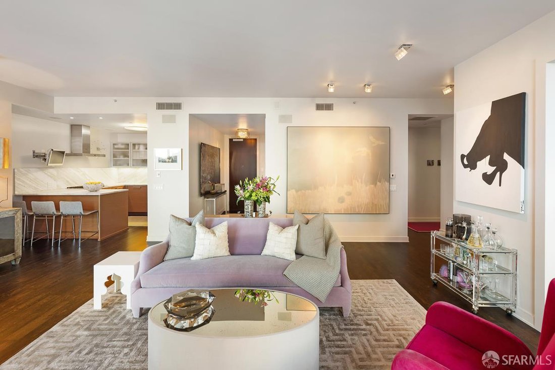 Condo in San Francisco, California, United States 3 - 17598827