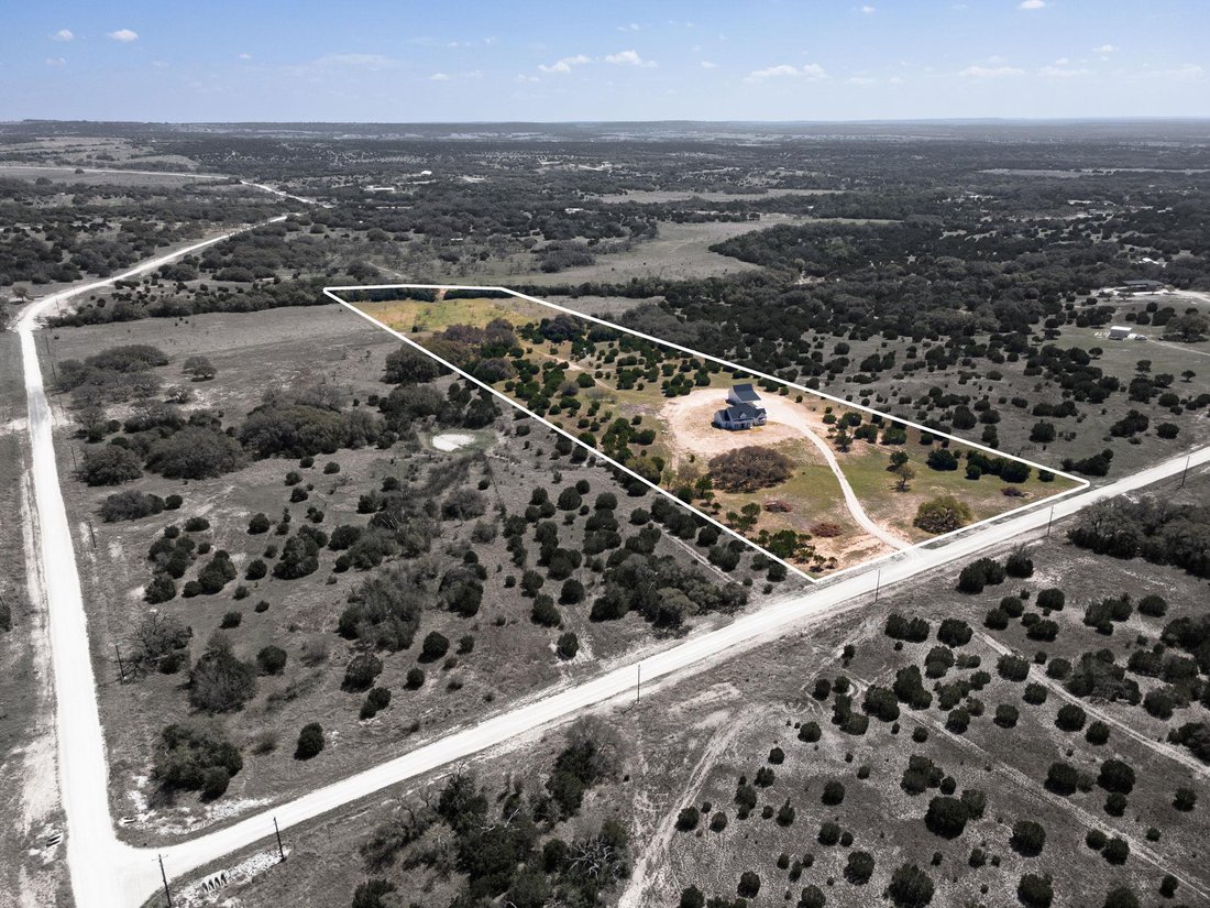 House in Goldthwaite, Texas, United States 3 - 17609081