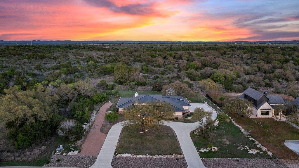 House in Spicewood, Texas, United States 3 - 17611277