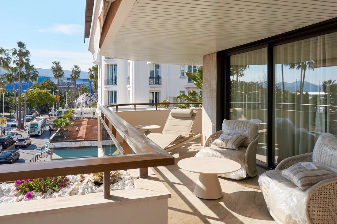 Apartment in Cannes, Provence-Alpes-Côte d'Azur, France 2 - 17612864