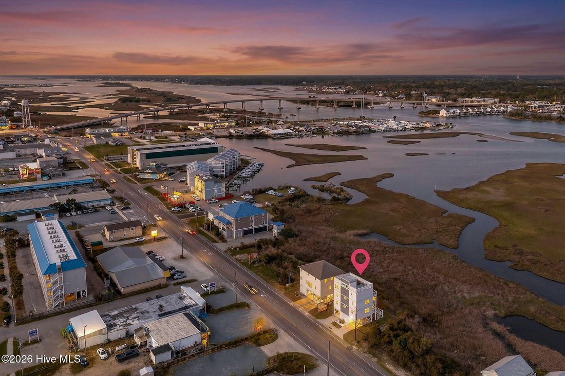 House in Surf City, North Carolina, United States 5 - 17613526