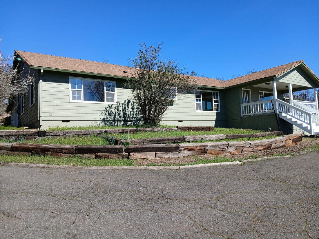 House in Eagle Point, Oregon, United States 2 - 17599701
