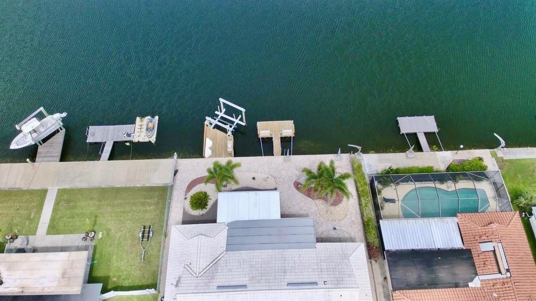 Maison à New Port Richey, Floride, États-Unis 5 - 17603869