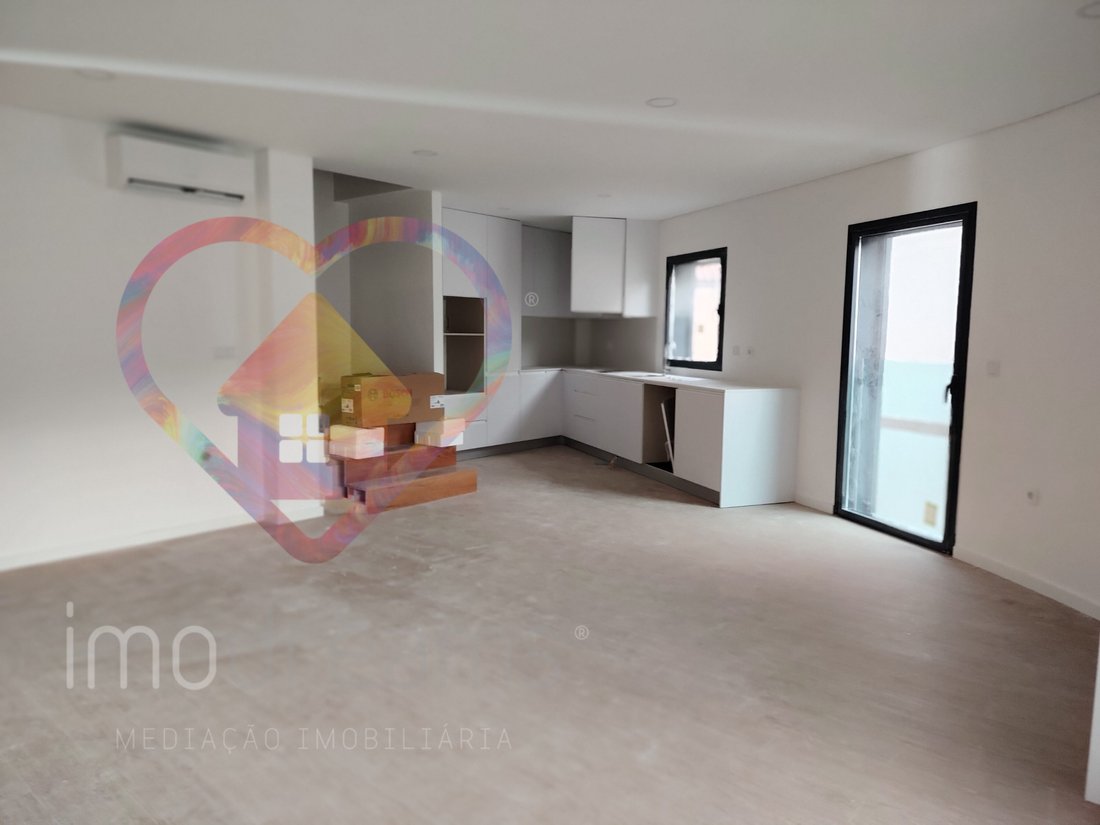 Apartment in Gloria e Vera Cruz, Aveiro District, Portugal 1 - 17613345