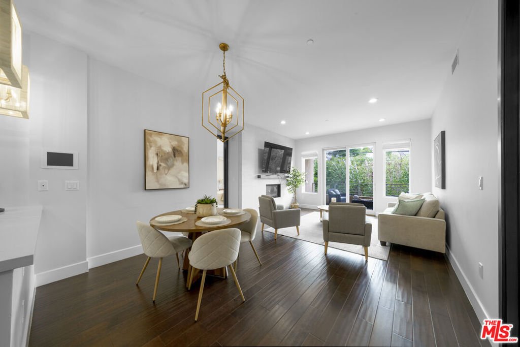Condo in Los Angeles, California, United States 1 - 17606326