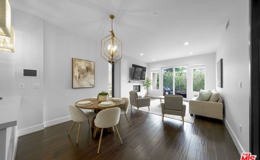 Condo in Los Angeles, California, United States 1