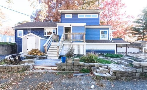 Casa a Woonsocket, Rhode Island, Stati Uniti 1