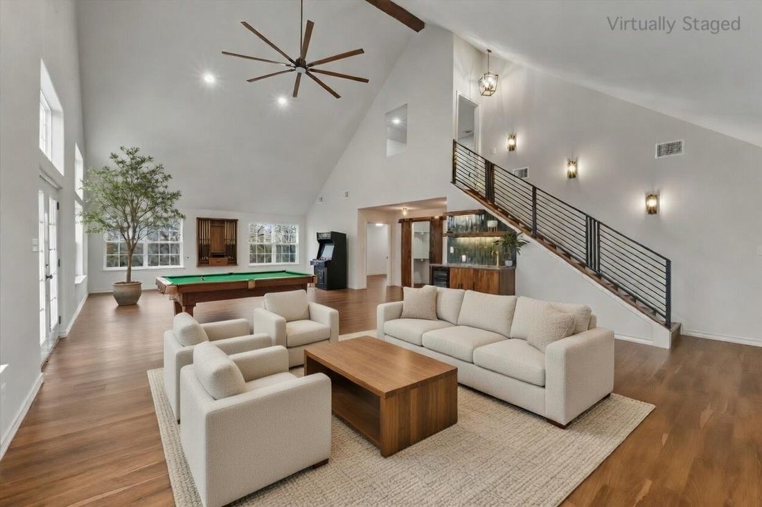 House in Elgin, Texas, United States 1 - 16917434