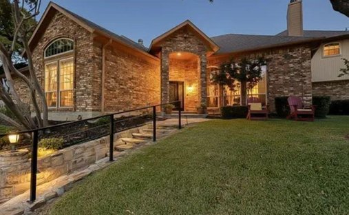 Casa a Carrollton, Texas, Stati Uniti 1