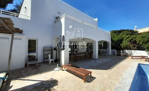 Villa in Santa Eularia des Riu, Balearic Islands, Spain 1