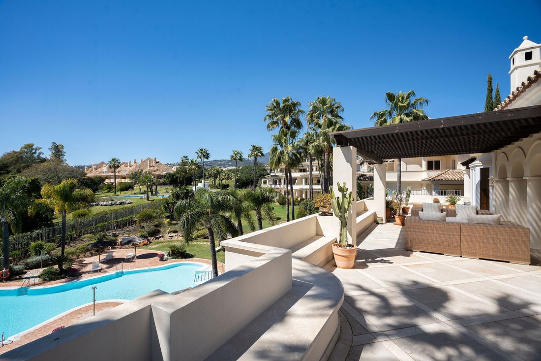 Penthouse in Nueva Andalucia, Marbella, Spain 1 - 17601304