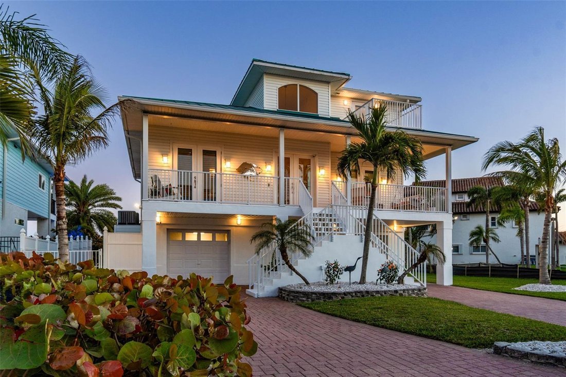 House in Madeira Beach, Florida, United States 2 - 17604416