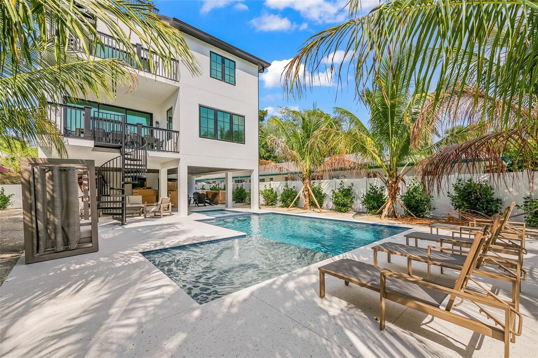 House in Sarasota, Florida, United States 4 - 17604042