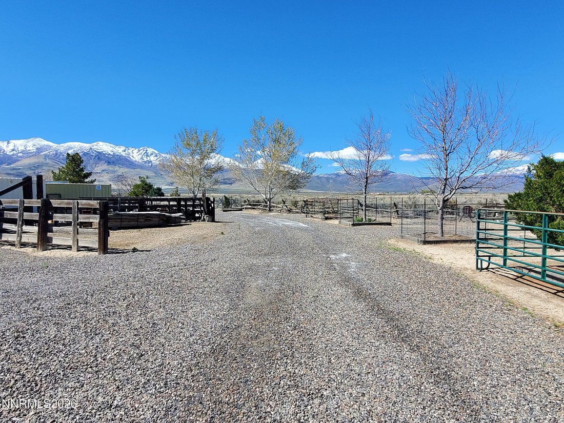House in Paradise Valley, Nevada, United States 4 - 17599413
