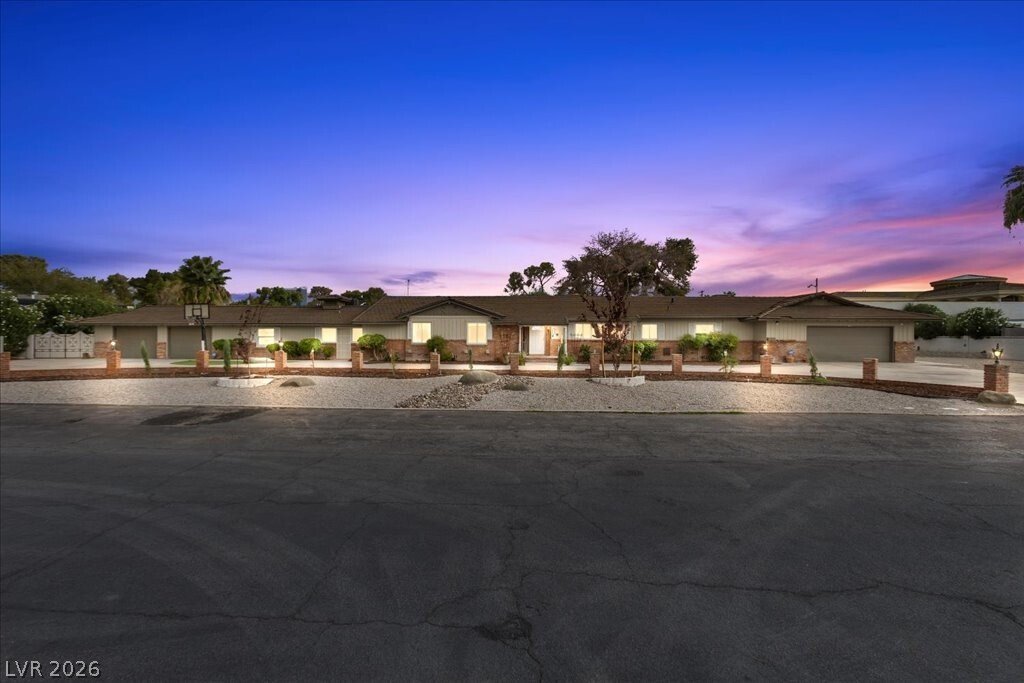 House in Las Vegas, Nevada, United States 2 - 17599951