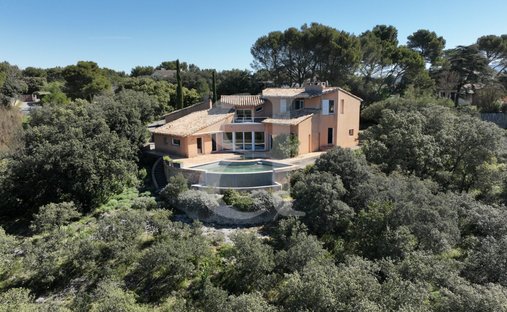 Villa à Cavaillon, Provence-Alpes-Côte d'Azur, France 1