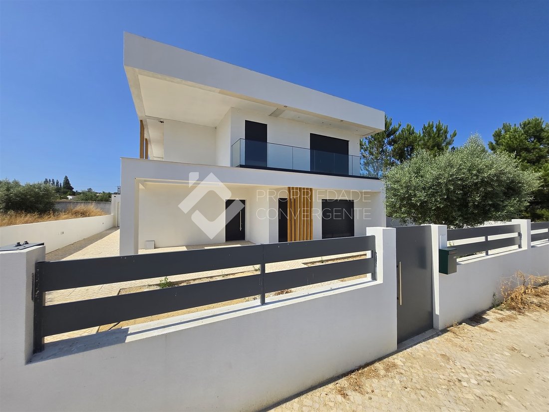 House in Azeitao (Sao Lourenco e Sao Simao), Setubal, Portugal 2 - 17612139