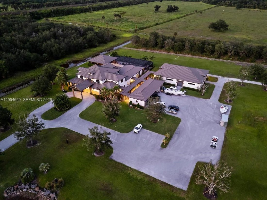 House in Port St. Lucie, Florida, United States 4 - 17611299