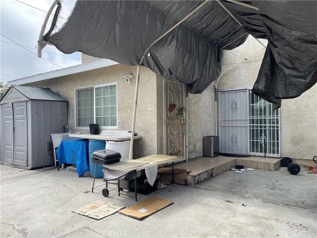 House in Signal Hill, California, United States 3 - 16827096