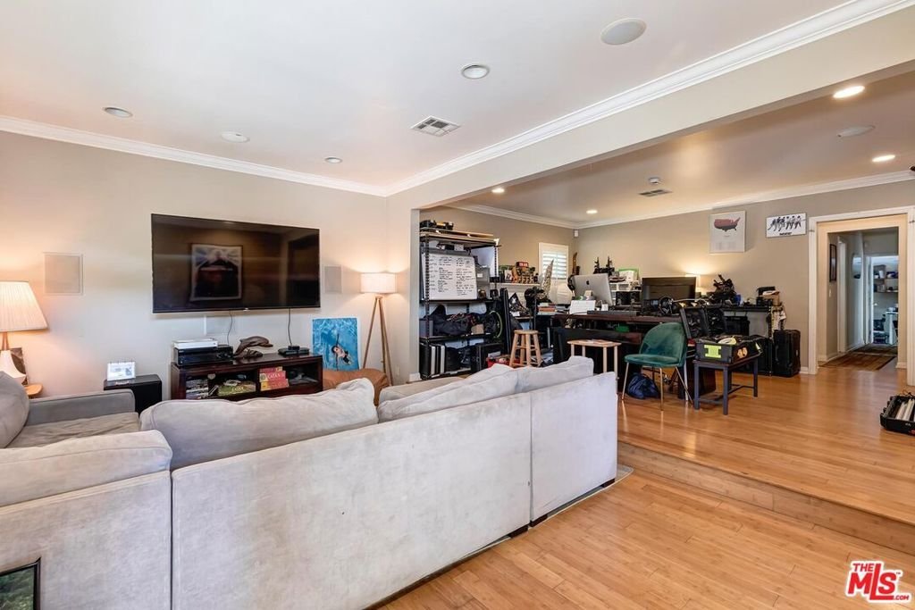 House in Culver City, California, United States 3 - 17606388