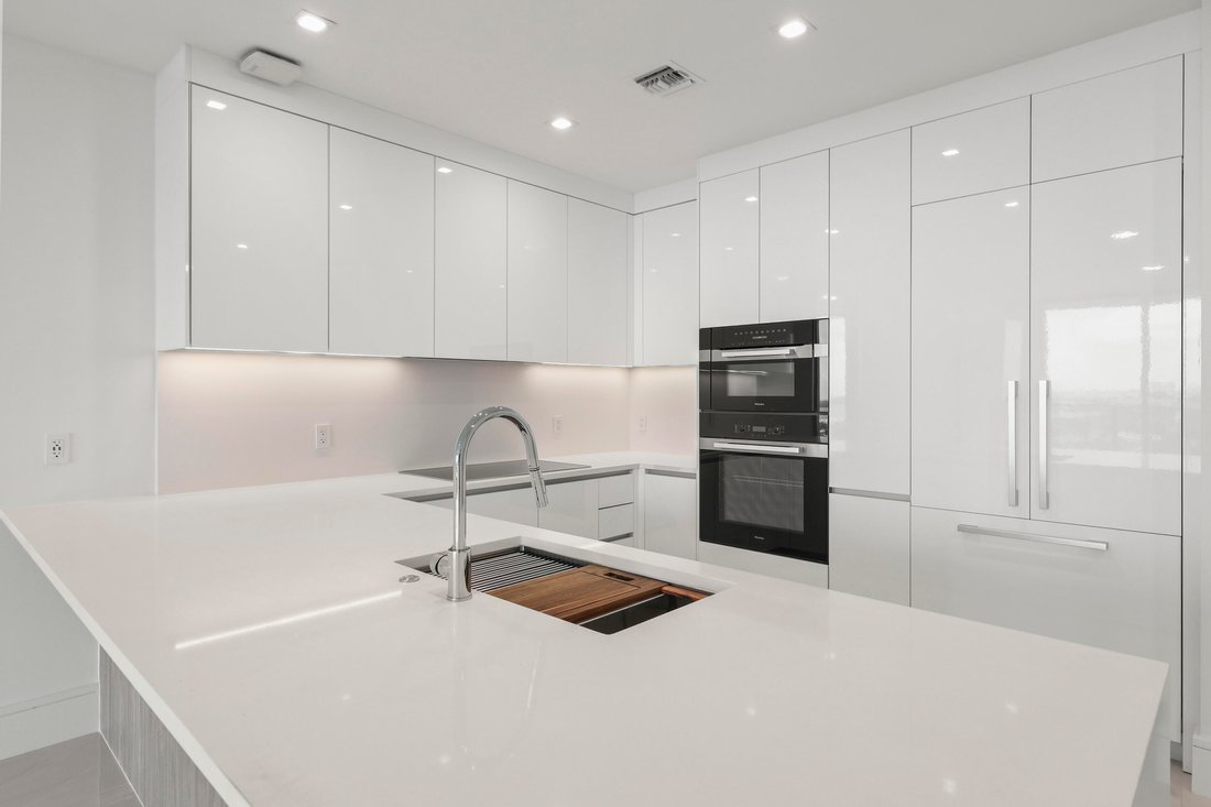Condo in Lake Park, Florida, United States 5 - 17613415