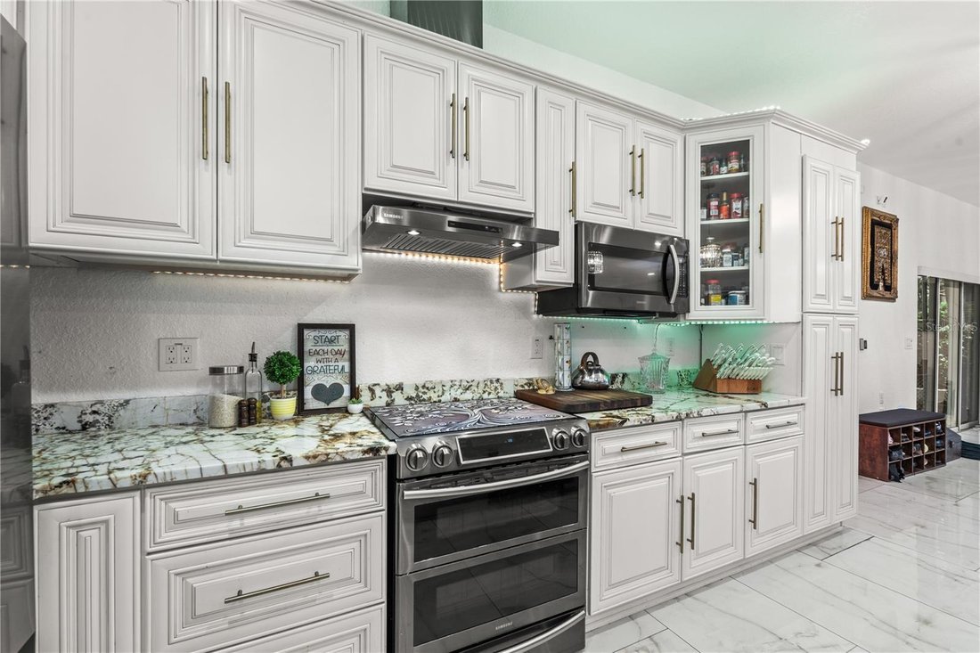 House in St. Petersburg, Florida, United States 4 - 17603556