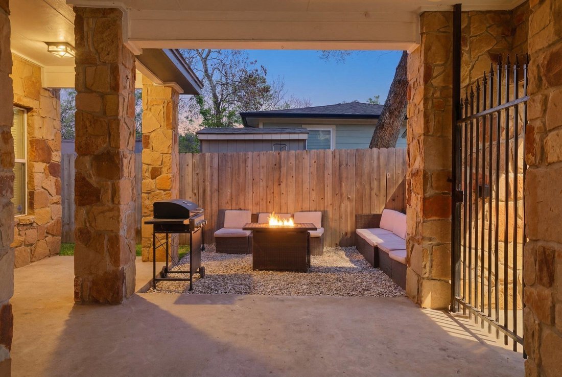 House in Austin, Texas, United States 4 - 17609341