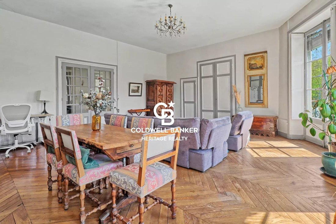 Apartment in Plateau de la Croix Rousse-Saône, Lyon 4e Arrondissement, Lyon 2 - 17419783