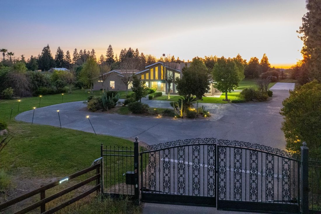 House in Clovis, California, United States 3 - 17602651