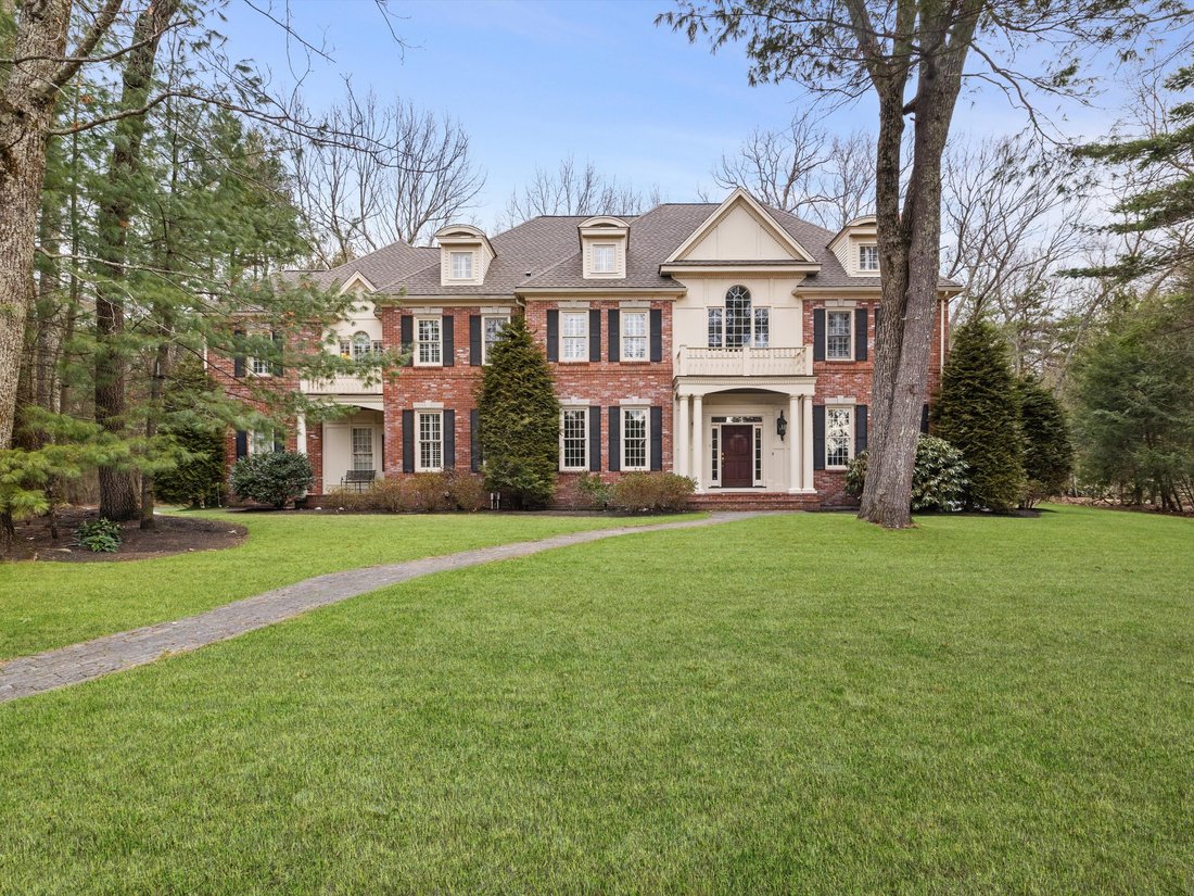 House in Westborough, Massachusetts, United States 1 - 17603221