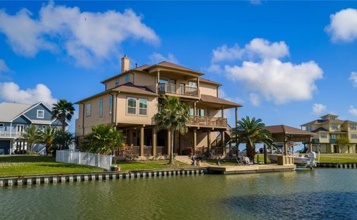 House in Hitchcock, Texas, United States 1