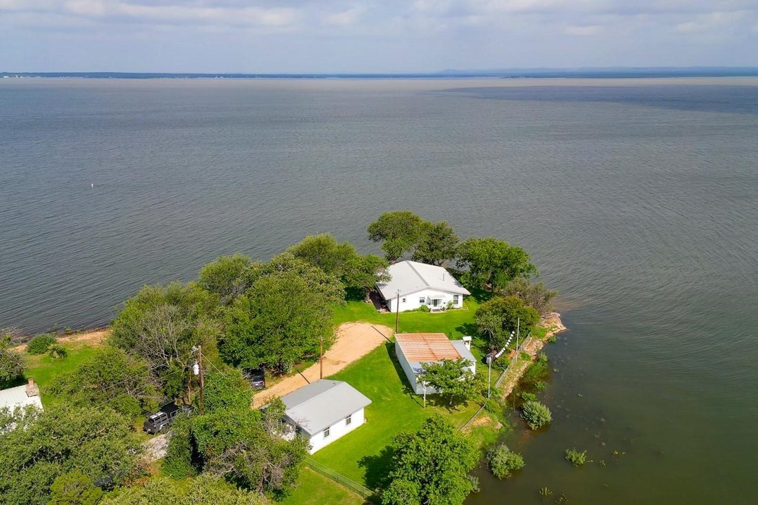 House in Burnet, Texas, United States 3 - 17609731