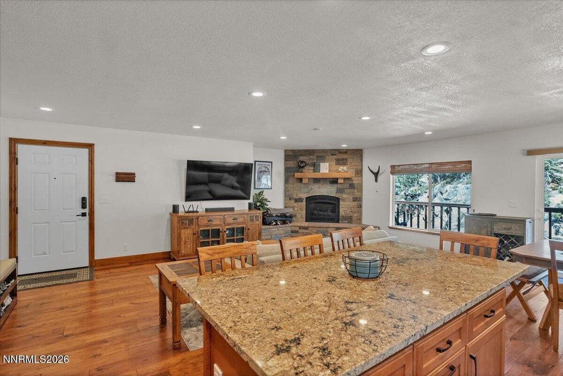 Townhouse in Stateline, Nevada, United States 1 - 17599367
