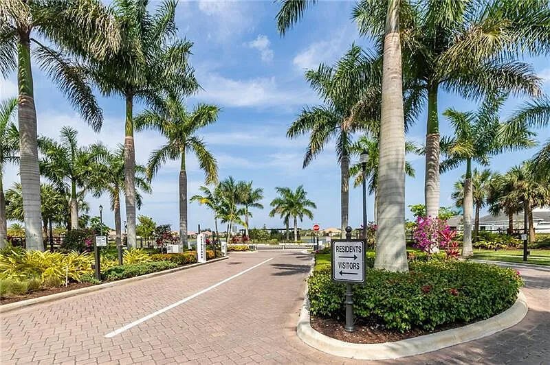 House in Davie, Florida, United States 3 - 17604453