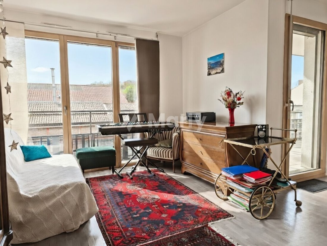Apartment in Arrondissement of Bobigny, Ile-de-France, France 2 - 16911984