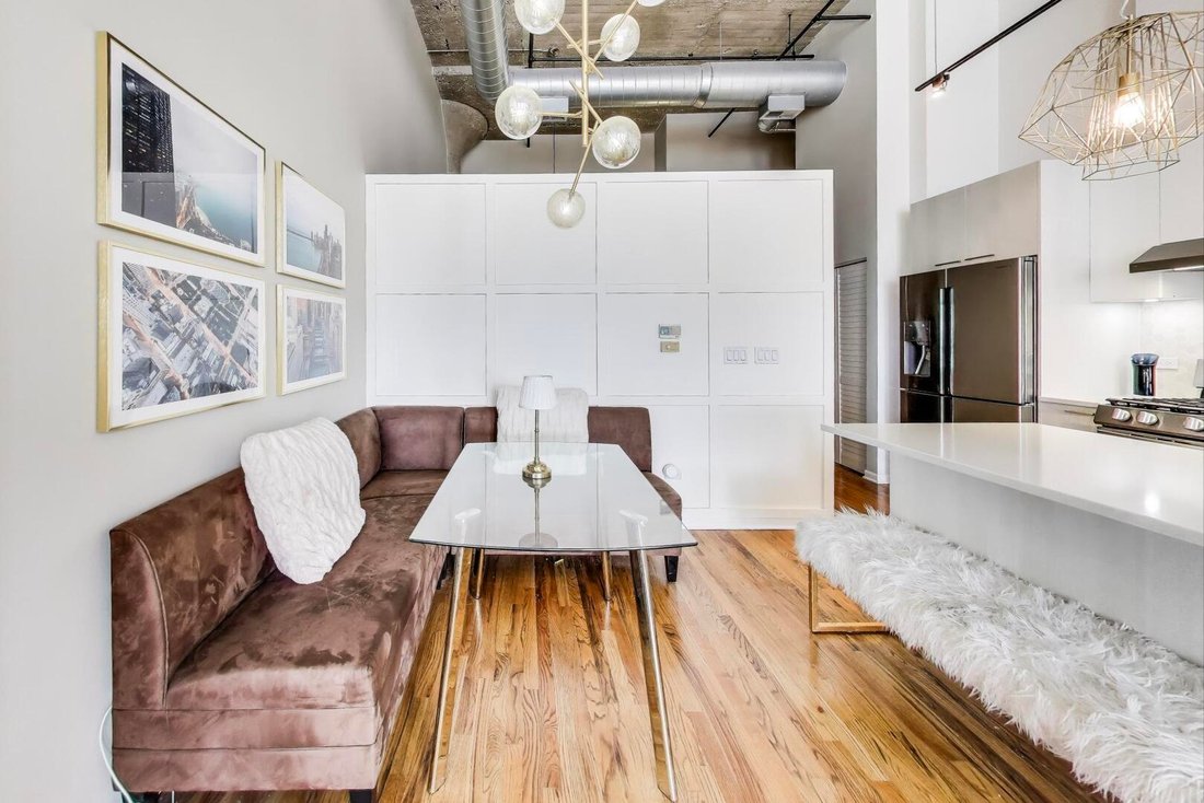 Condo in Chicago, Illinois, United States 4 - 17609215