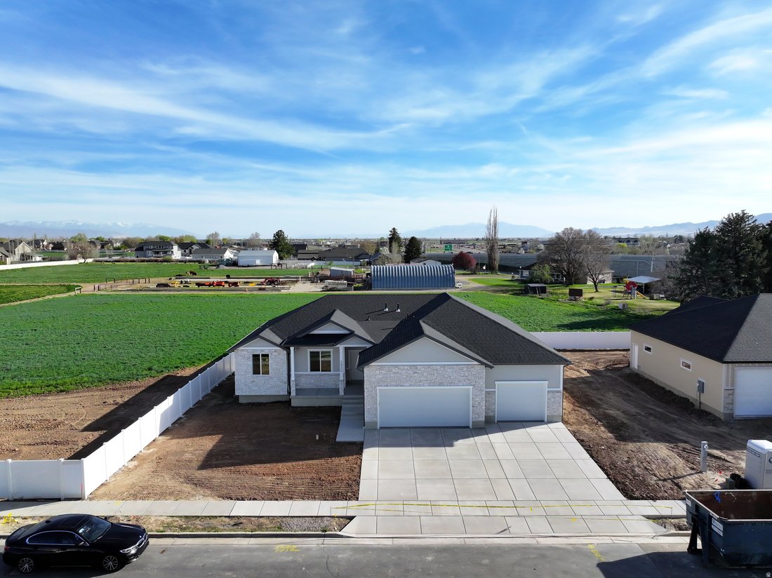 House in Syracuse, Utah, United States 2 - 17601489