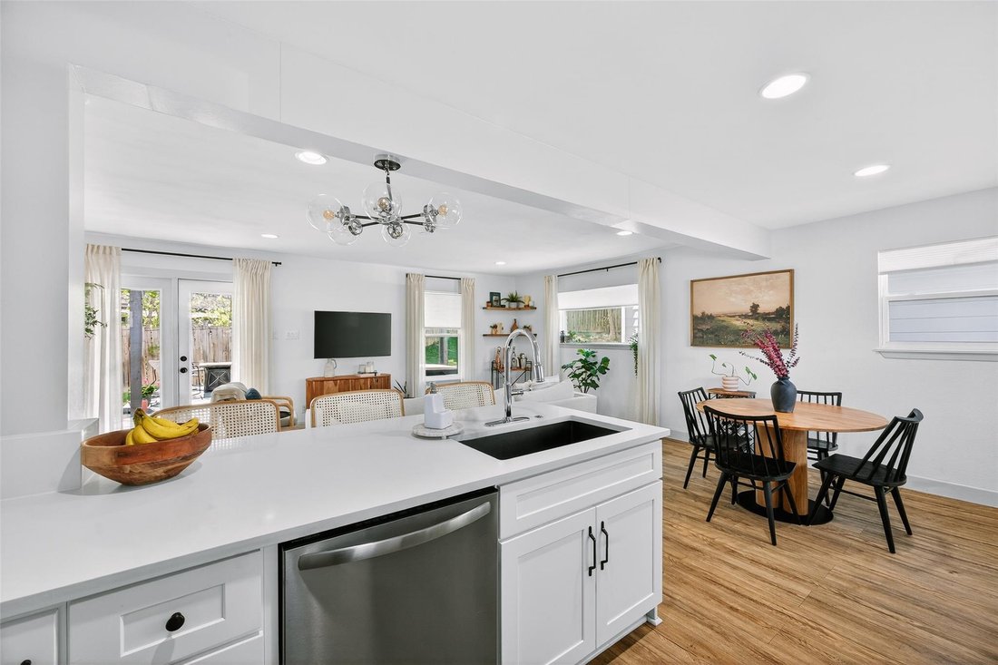 House in Austin, Texas, United States 1 - 17611447