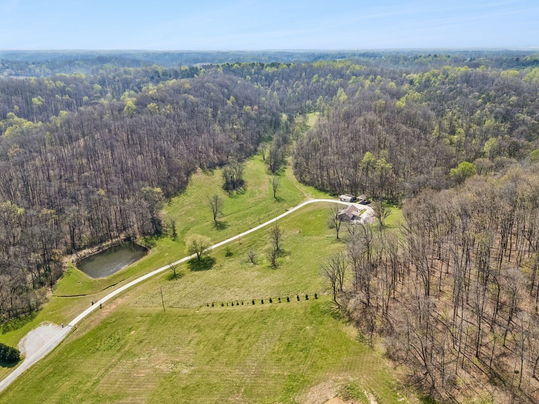 House in Pulaski, Tennessee, United States 1 - 16790222