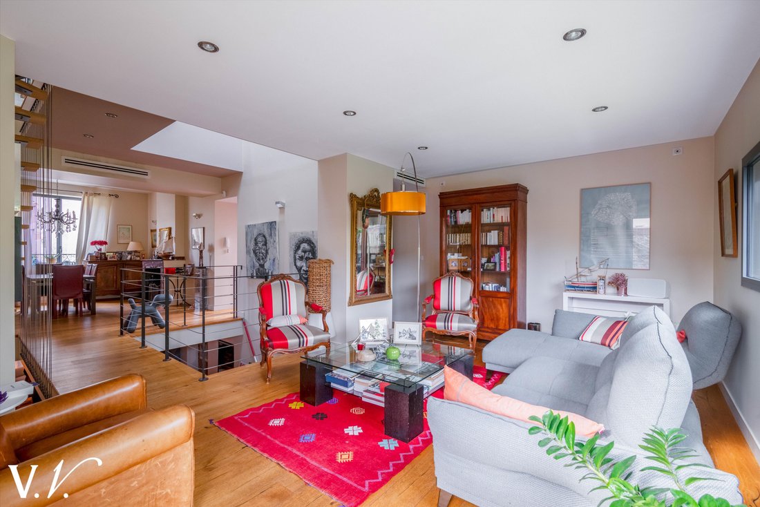 Estate in Saint Cyprien, Toulouse, France 5 - 17599656